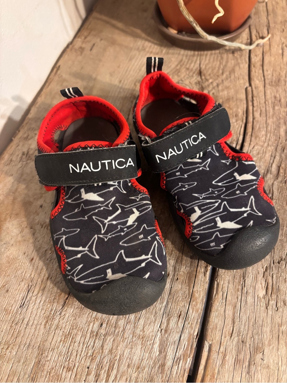 Nautica Kids Shark-Print Water Shoes in Black and Red
